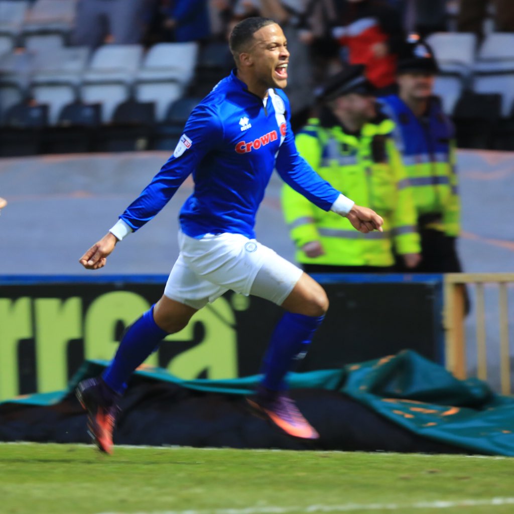Joe Thompson

Beat cancer twice 💪
Made his return to football today coming on as a sub for Rochdale. 👏

Absolute hero! 🙌