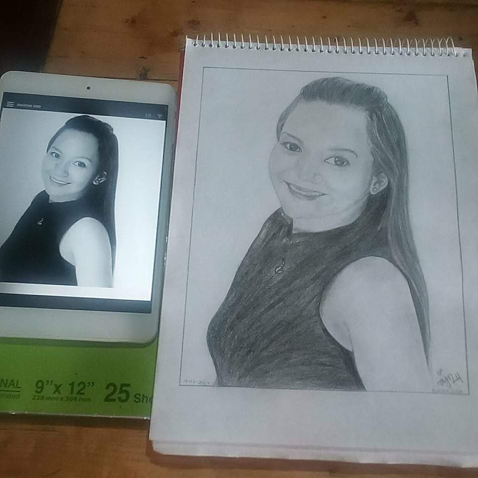 aj24miah's tweet photo. #lateupload: my drawing 4  d day 12202017 my friend miss pinkyjaramilla https://t.co/KNPtvE1IRH