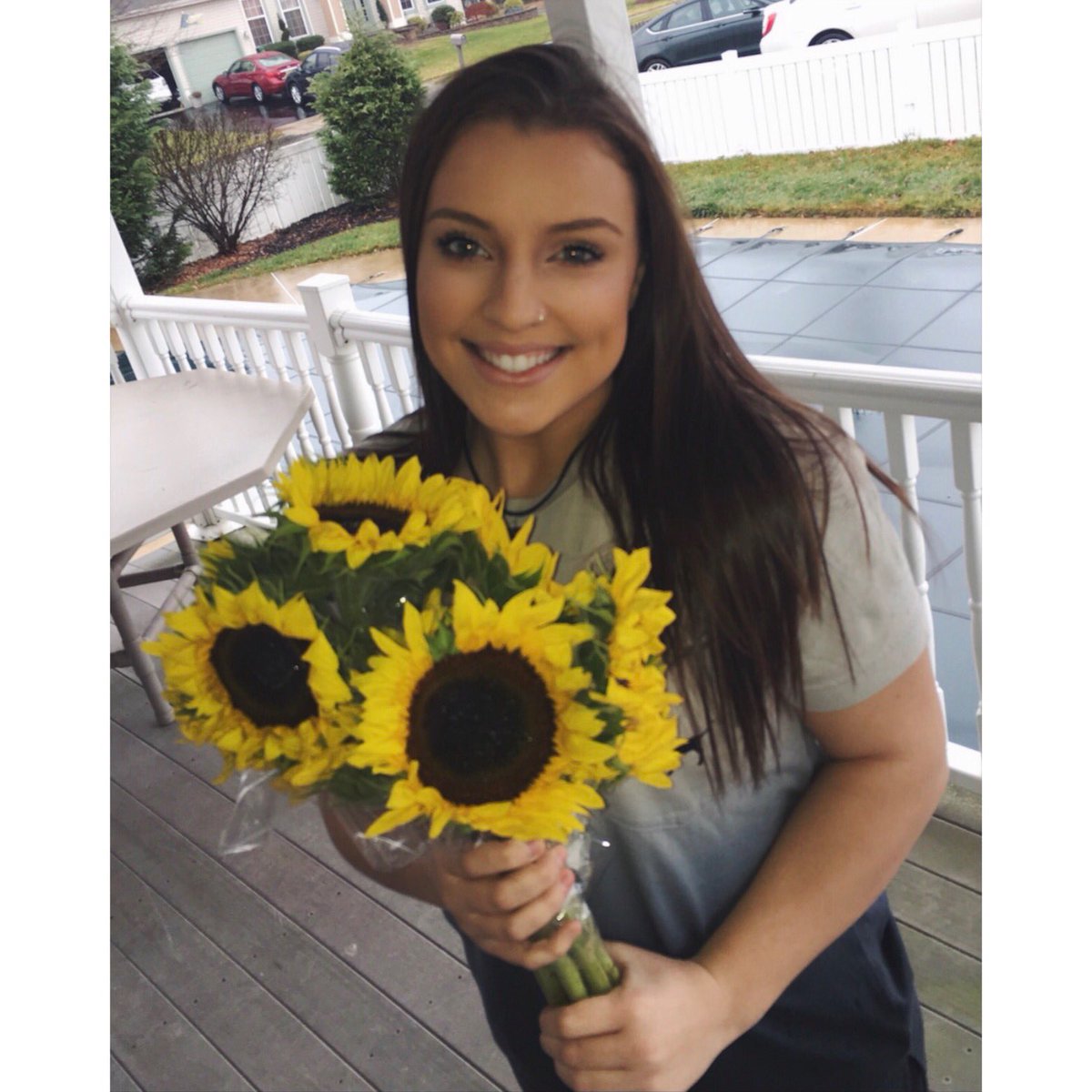 SpiritXSydney's tweet photo. Can we call this a glow now? 🔞🌻 https://t.co/wDaqmrFqSj