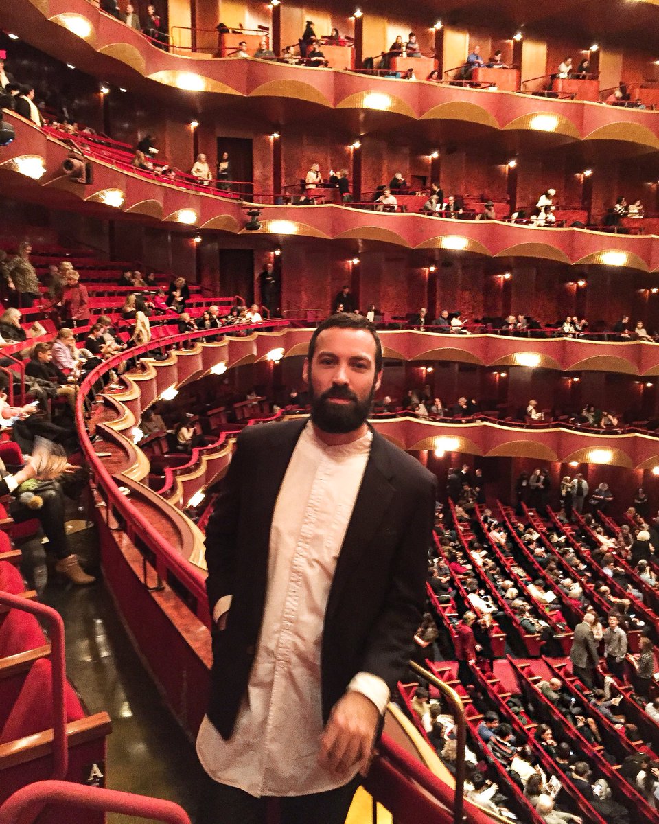 High at the opera ✌🏼🎩🚁😎 #justgaythings