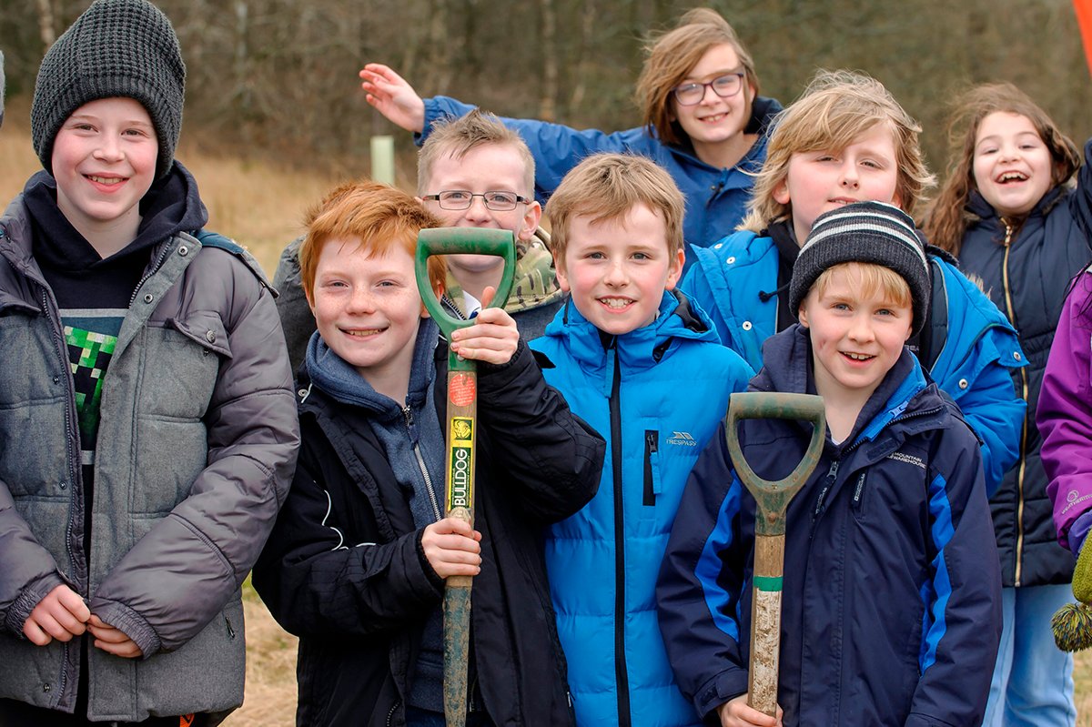 PostcodeLottery's tweet photo. We're featuring the 24 charities that appear in our #PPLAdventCalendar & day 23 is @WoodlandTrust! With player support, @WoodlandTrust oversaw the planting of 848,985 native saplings with the help of over 280,000 volunteers in 2016.
https://t.co/VvLFq1etRf https://t.co/hTIpu0wH5N