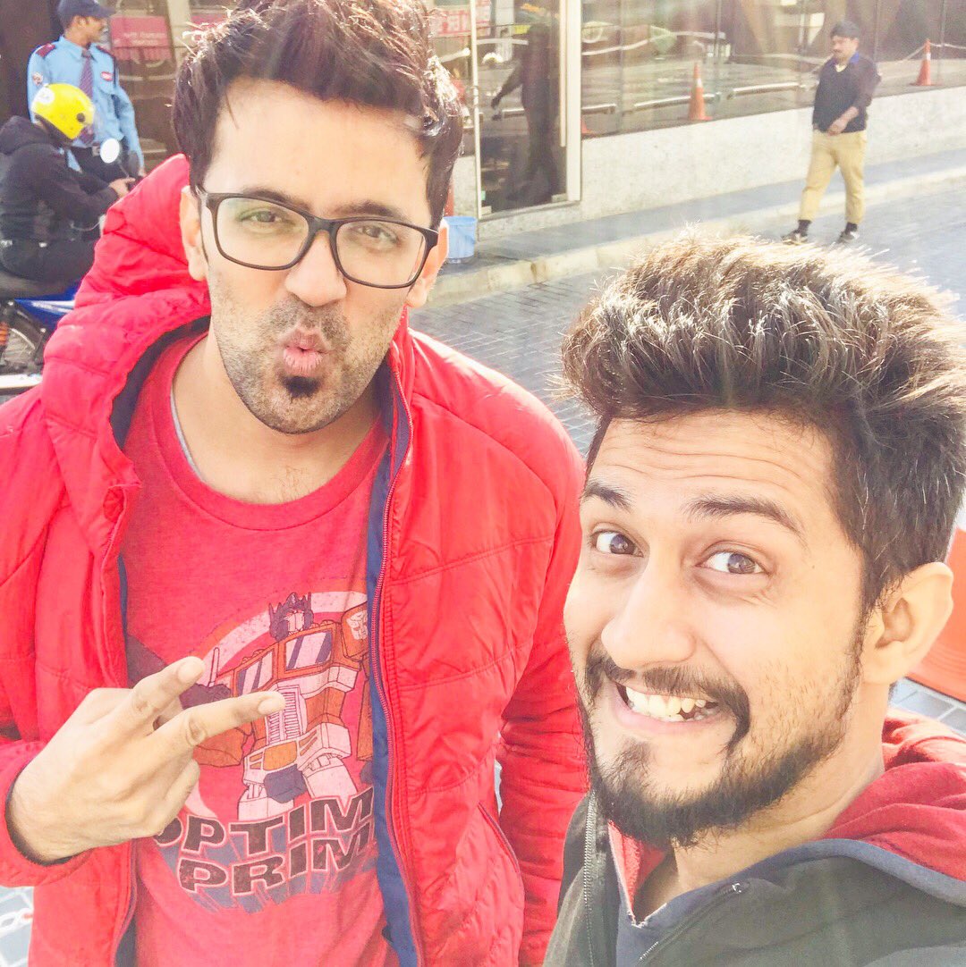 digitalpratik's tweet image. Awesome healthy talks with @JitendraBlogger on #DigiTalksbyDigiperform

If you have any questions tweet with #AskDigiperform