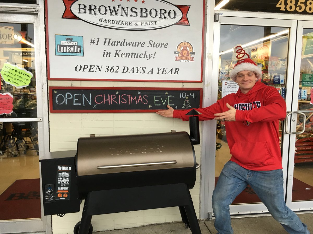 Don’t forget that we’re here tomorrow from 10-4 for any last minute needs! 🎄