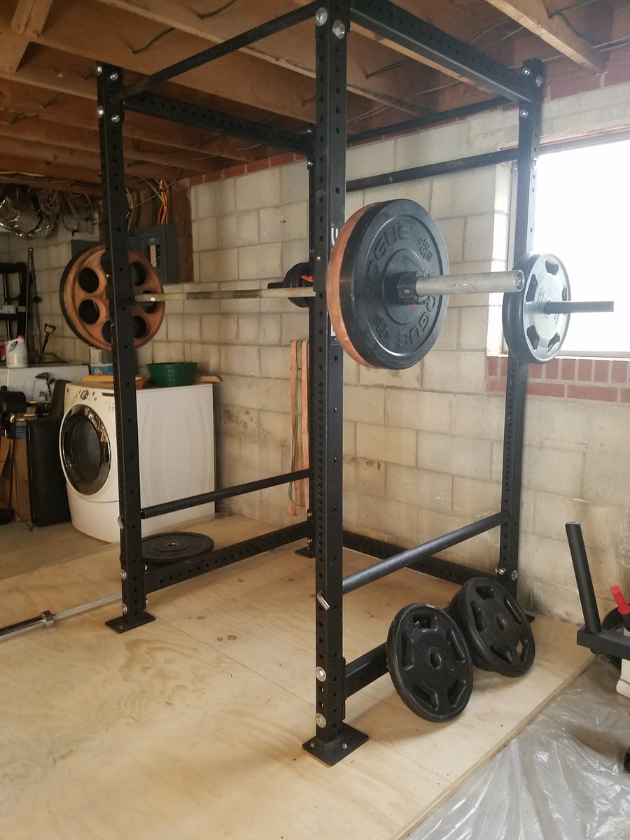 zachrstearns's tweet photo. I'm very thankful for my in-laws setting up this glorious hand-me-down from their garage to my basement. Back to baby chin ups for me, with hopeful progression to toddler. #AlreadySore #PTDad https://t.co/JG3O8b2r4C