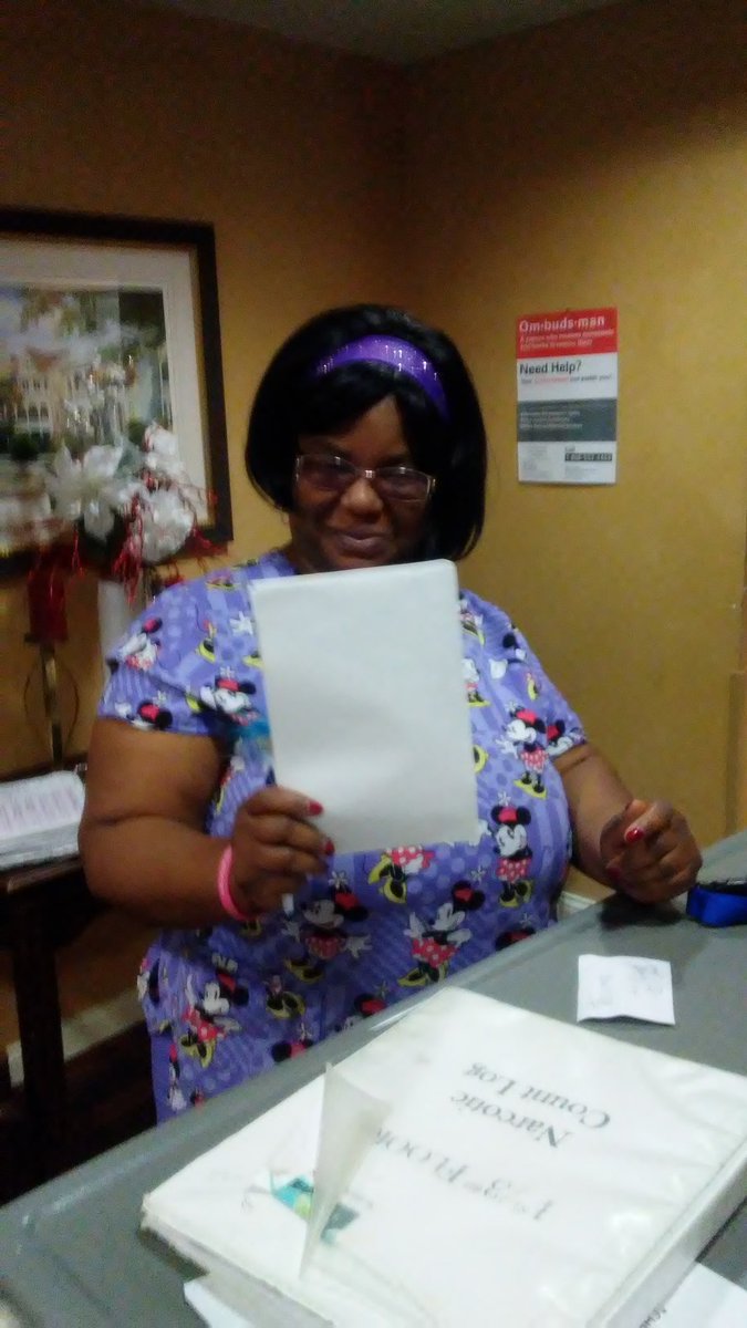 Holiday. Cards to Ivy Hall Seniors from the Dolvin El. Students... "Live to Give"
