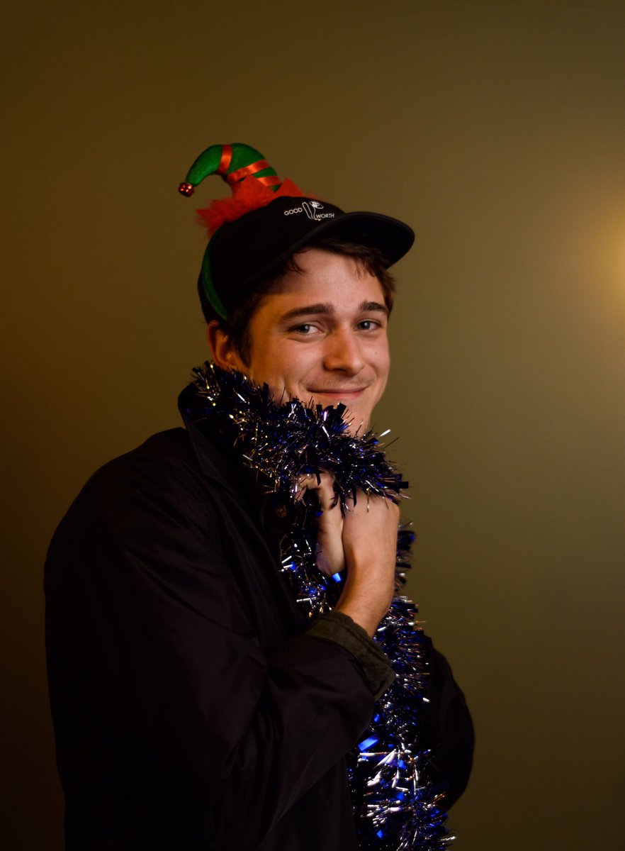 localdropmag's tweet photo. #12DaysOfDropMas Meet #localdropmag's sound guy, Andrew: https://t.co/m1MGGqoxrL