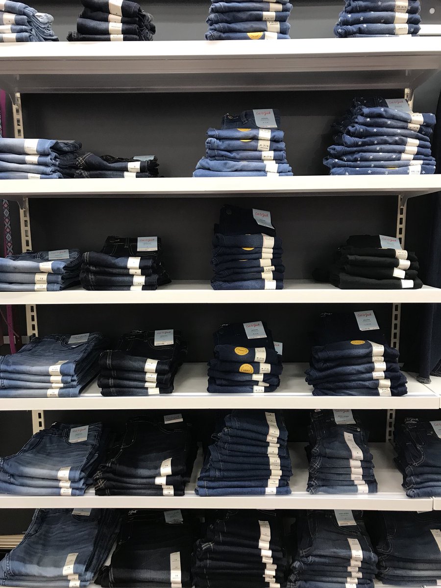 Amanda Drake tweet media