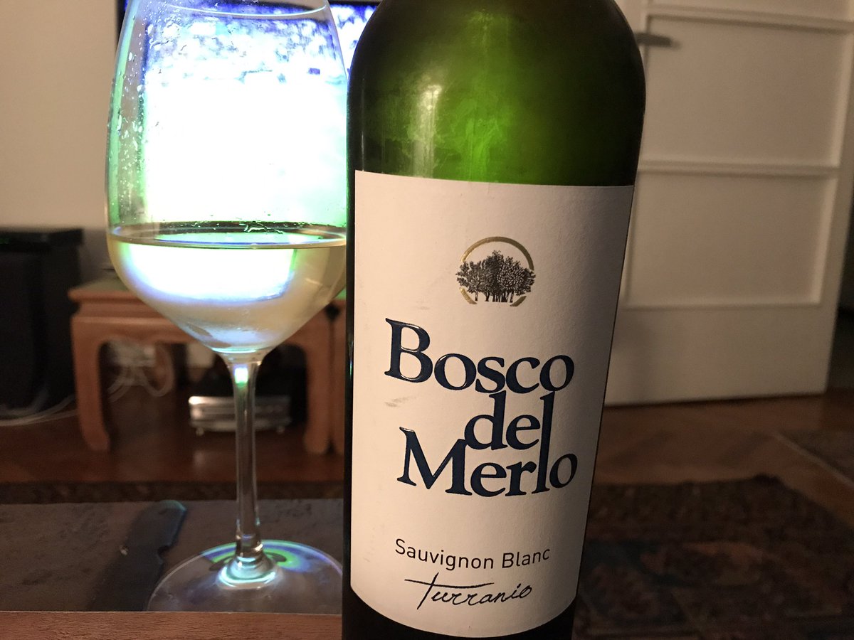 Zuppetta di fagioli neri stasera #home #match #JuventusRoma in abbinamento #Sauvignon Blanc #BoscodelMerlo <a href="/Casa_Paladin/">Casa Paladin</a>