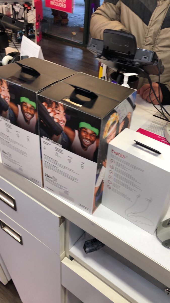 Big things happening at 116th and Lenox Avenue in Harlem today!
Come see our <a href="/tcc_mobile/">TCC Wireless</a>  T Mobile friends at 116th and Lenox or at our newest location at 116th and 5th Avenue!
Iphone BOGO in full effect all day today and tomorrow