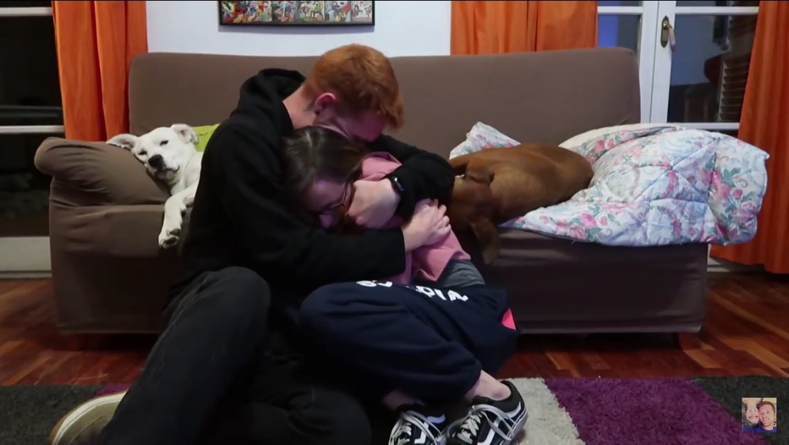 nandosanz9's tweet photo. @RoEnLaRed @JPelirrojo Gracias por todo, os quiero muchísimo y ánimo.
Ahora nos toca a nosotros haceros felices.💖 https://t.co/yjunXoMuAA