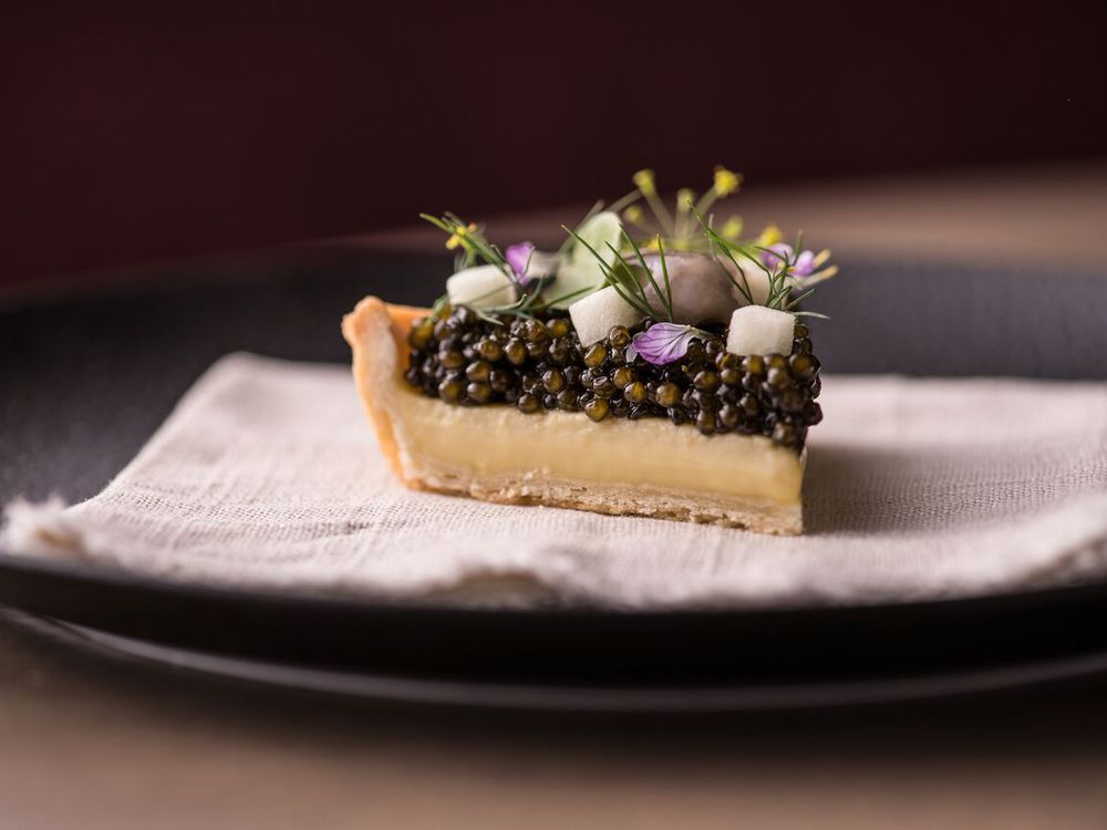 Eater's tweet photo. The best new restaurants in 25 Eater cities https://t.co/lvjgtFuLyQ https://t.co/Kkc3HOYUl5