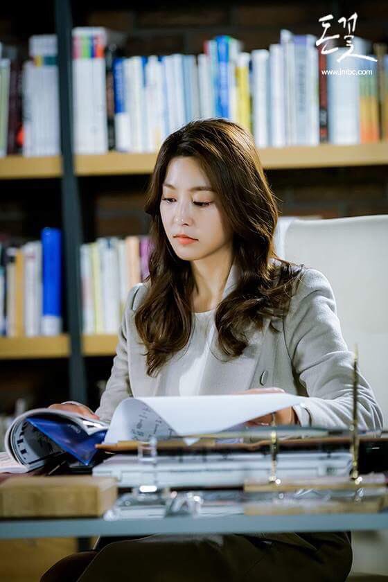 PSY_BaiduBar's tweet photo. [#박세영] 171222 MBC官網【#金錢之花】更新劇照 圖2
 #ParkSeYoung #朴世榮 @hunus_ent #MBC #돈꽃 #종합 #장혁 #張赫 #2016女子優秀獎 #錢花 @sseyoungpark https://t.co/QJTWsy5iRV