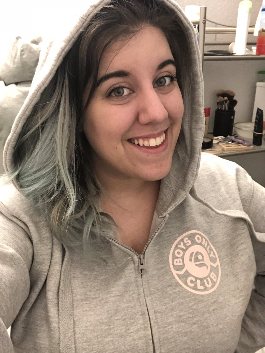 ccstefsoccer4's tweet photo. My girl @Skallonii got me this sweet and cozy @BoysOnlyPodcast hoodie for Christmas. @StevenSuptic @ReinaScully 😁 https://t.co/Sm8Pm8smYg