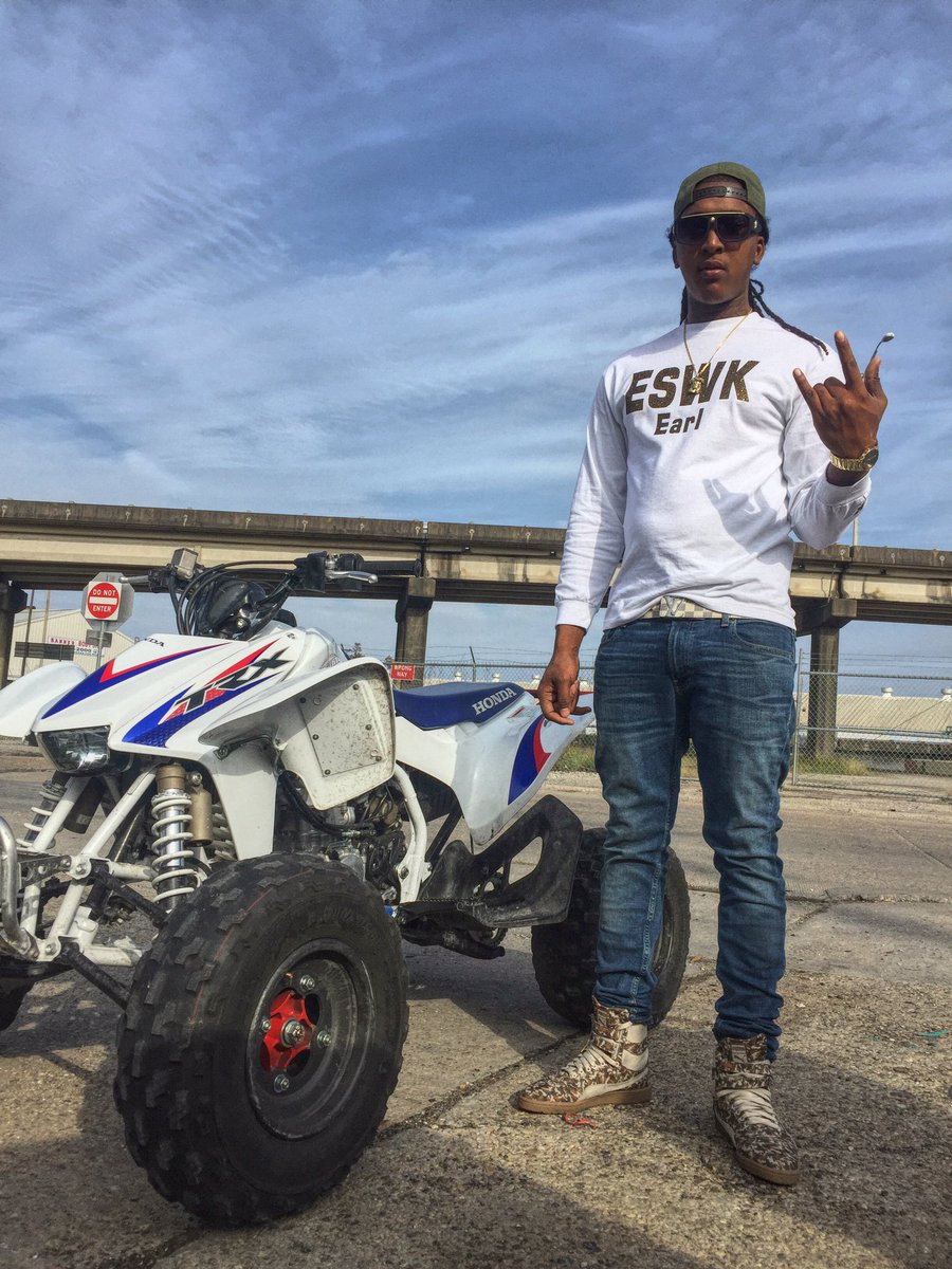 wheeliekingearl's tweet photo. Boss up i got my cash up π₯π₯ππ¨#eswk https://t.co/uYedFKJeWJ