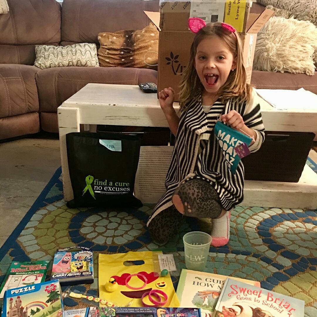LymeWarriorUS's tweet photo. "I can't tell you what a treat it was for the kids to come home to their #smileboxes So excited & feel the love from all the wonderful people that donated. This gives them encouragement to be a #lymewarrior know that they are not alone& feel a little extra love for the holidays." https://t.co/qx70sI5a0M