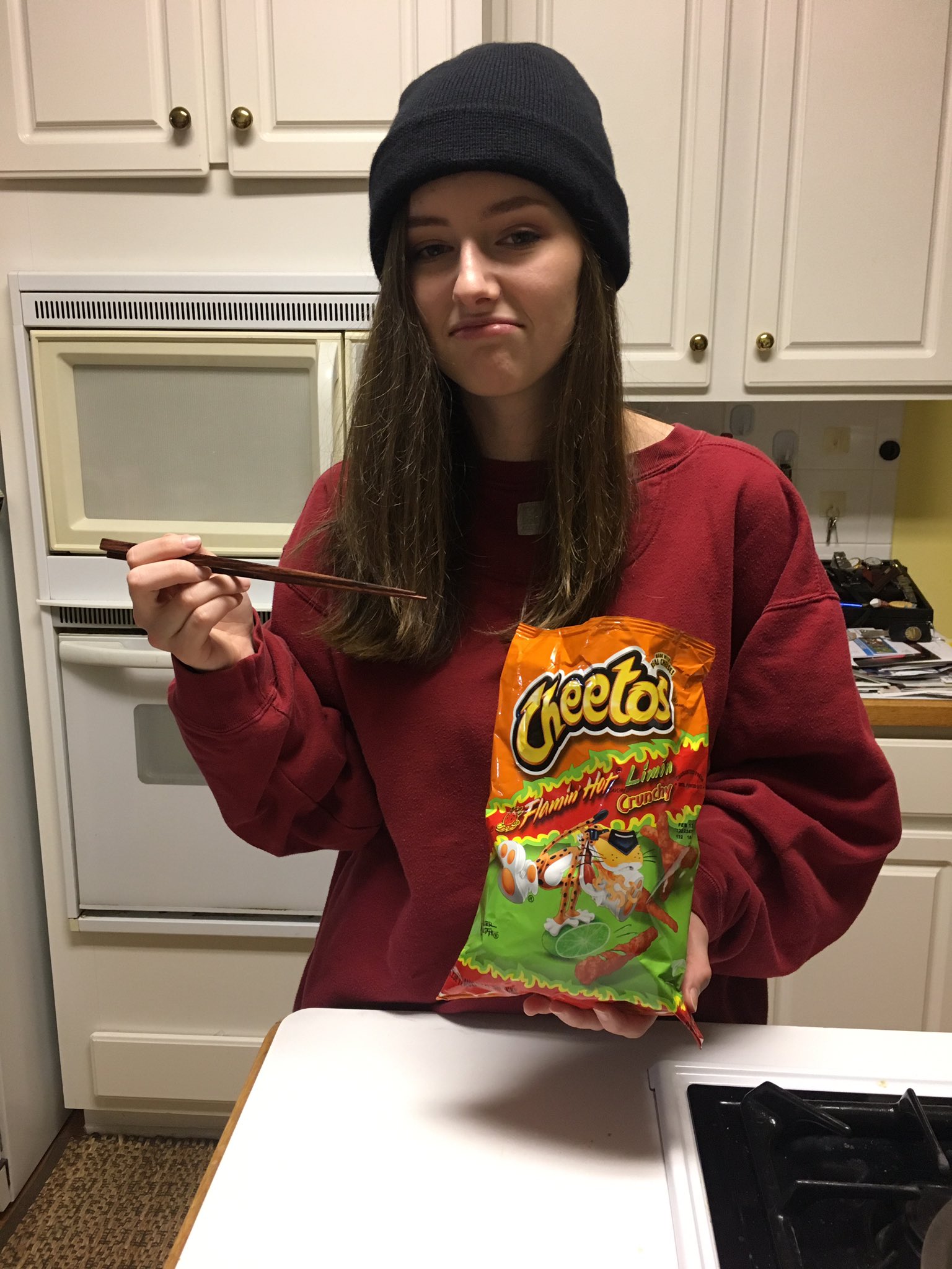 miss boi ¨? on Twitter: "oscar isaac eating hot cheetos with chopsticks is  my aesthetic *****So43Apai3N" / Twitter