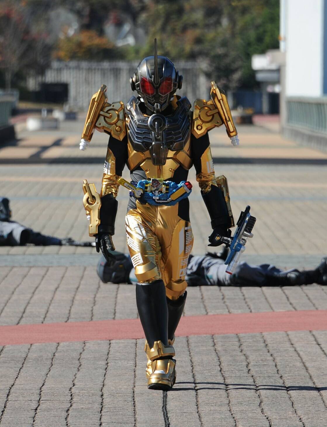 無山 文明破会 やっぱり他でも言われてたけど 仮面ライダーグリスは女神転生sjのデモニカスーツに似てるよな と 故に カッコいい 体は普通のデモニカだけど 顔はジャック部隊及び女神転生 の黒きサムライに寄ってるなと 無山 文明破会 やっぱり他でも言われてたけど 仮面ライダーグリスは女神転生sjのデモニカスーツに似てるよな と 故に カッコいい 体は普通のデモニカだけど 顔はジャック部隊及び女神転生 の黒きサムライに寄ってるなと