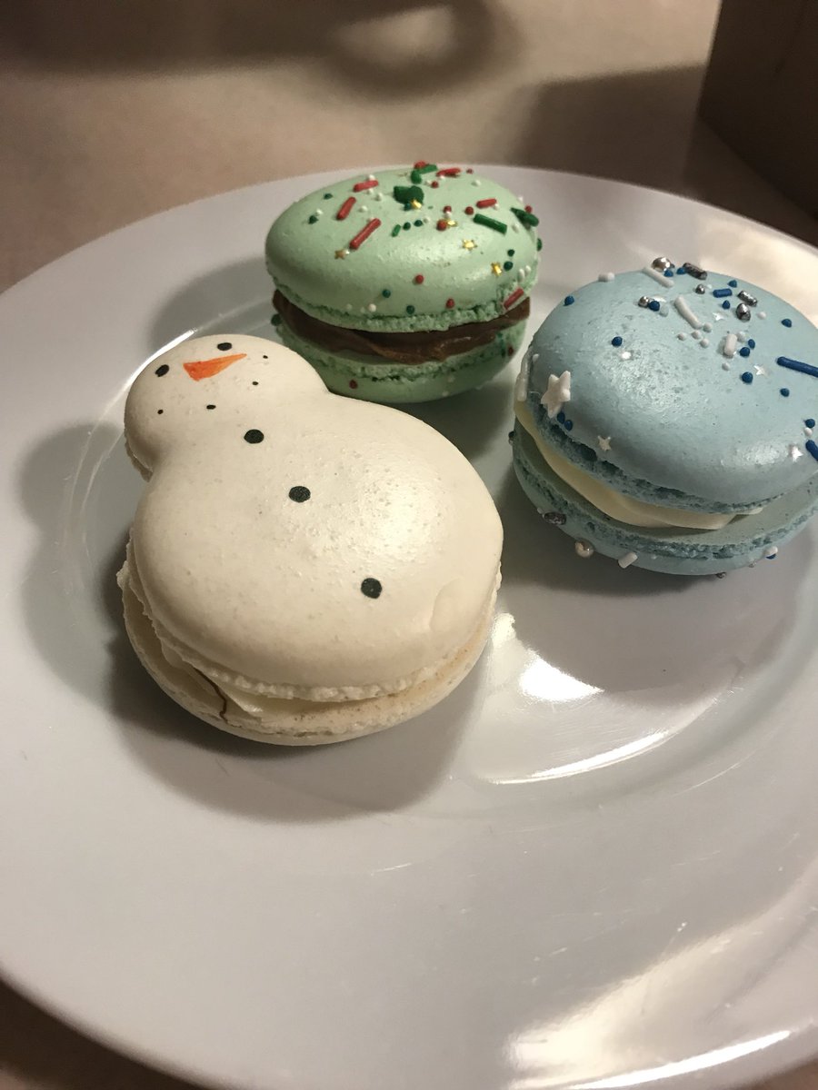 amy_hayner's tweet photo. Quite a spread 🎅🏽 https://t.co/xt8wEhJv8T