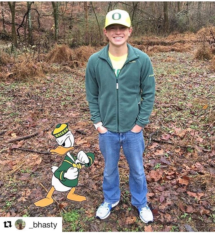 Brodey Hasty, the No. 1 distance runner in the nation, is going to be a Duck 🦆