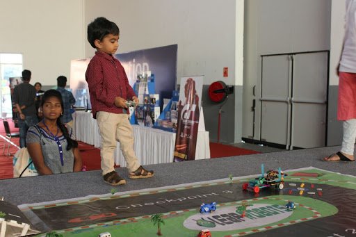 leaprobots's tweet image. #HyderabadKidsFair #RoboGames #LeapRobots
Happening Now @ Hitex.