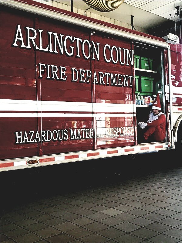 ArlingtonVaFD's tweet photo. Because our #FireElf is short and fits well in small places, he gets a good look at plenty of household chemicals hidden away under sinks and utility closets. If you have little ones, ensure you have child safety devices on the cabinet doors where you store chemicals! https://t.co/aOGcWVXRGV