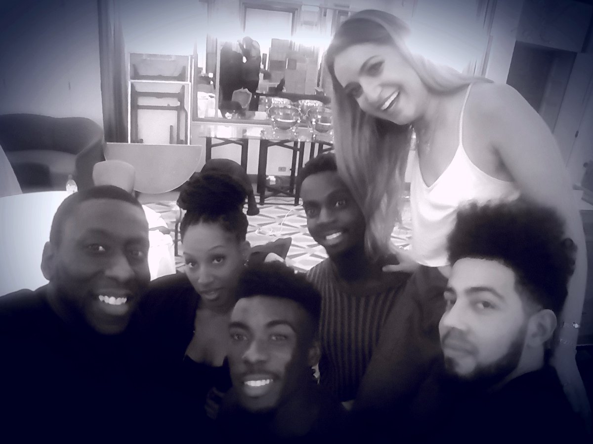 Gig #17 of #December20 is a wrap! Great last gig to have before Christmas day and with <a href="/JaiAmore/">Jai Amore</a> <a href="/Nate_NotesMusic/">Nate Notes</a> @Obenewa <a href="/saminathanmusic/">Sami Nathan</a> <a href="/EmanAntwi/">Eman Antwi</a> sharing the stage, I don't need to tell you the vibe was strong! Now...turkey! #elevate <a href="/ClaridgesHotel/">Claridge’s</a> #soul #iluvmusic #singer