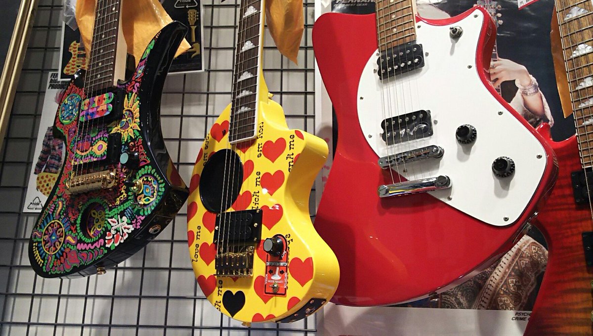 Fernandes Japan Twitterren 島村楽器ラゾーナ川崎店 Tej Deluxe 2sが再入荷 早い者勝ちですよ ぞうさんギターはyellow Heart Zoをはじめ ぞうさんベースまで大量在庫 Tej ぞうさんギター ぞうさんベース Hide