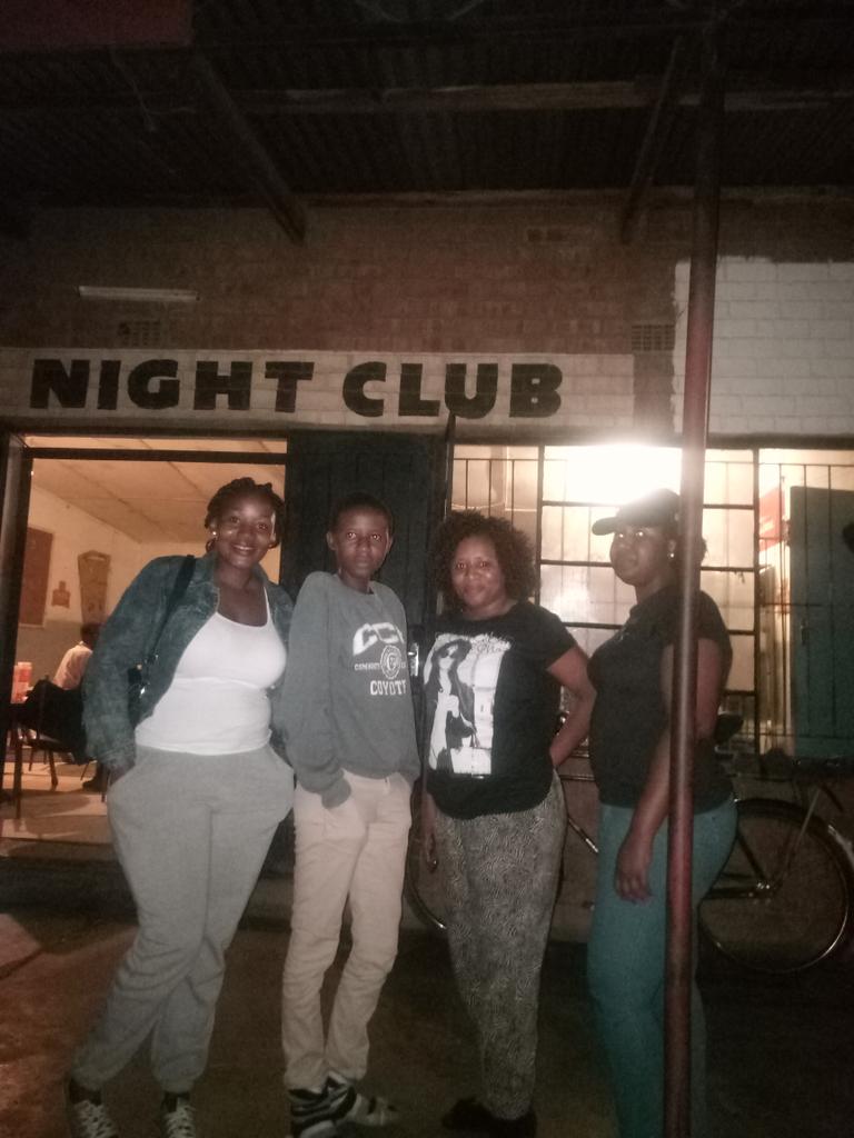 Mamoxn's tweet photo. Greetings from Maphisa 😘😘
#destruction girls
#KeDecemberBoss 
#kezi
#backtofactorysettings https://t.co/rHauVt9Vhl