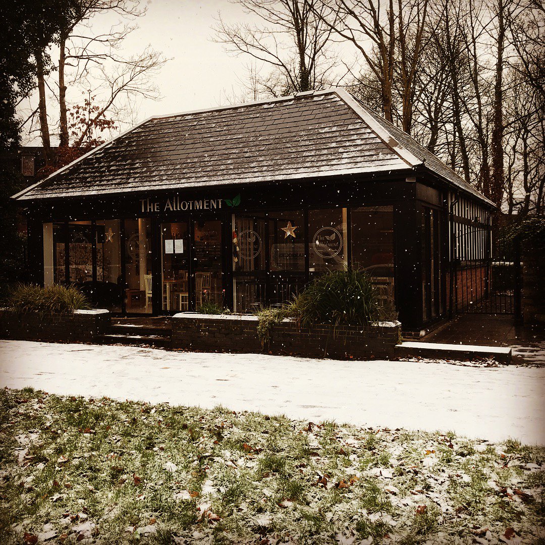 We are closing a little earlier today, at 2.30pm, with last food orders at 2pm and will be re-opening on Wednesday 3rd Jan.  

We look forward to seeing you all for a light breakfast, lunch, coffee and cakes &amp; festive drinks.

Reservations call 01942 65670

Happy Xmas &amp; New Year