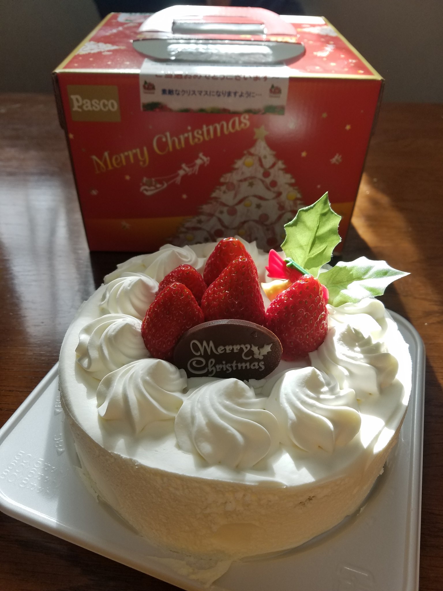 Blueangel Twitterissa クリスマスケーキ4個当選したので引き換えてきました 有り難うございました クリスマスケーキ当選 クリスマスケーキ 懸賞ケーキ ヤオコー 三和 T Co Bg5nppgrpk Twitter