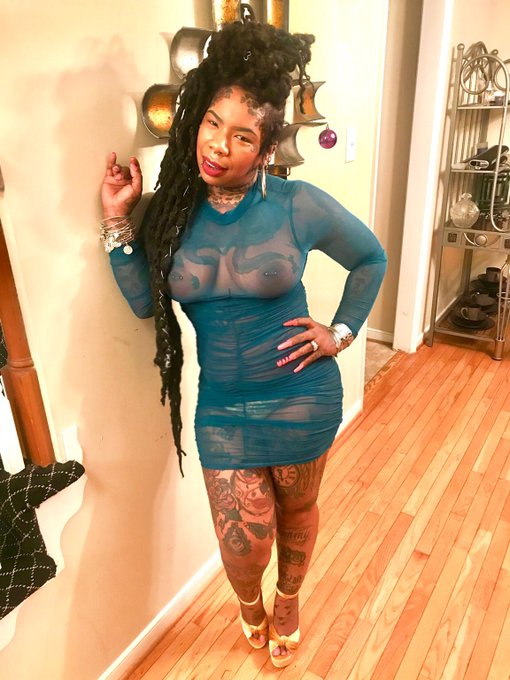 IG: Yenoshii’s pics and videos