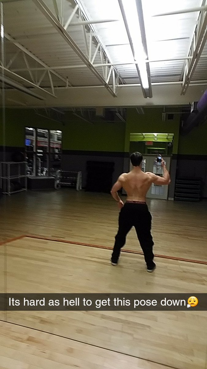 Ken_Gradia's tweet image. Dont measure yourself by what you have accomplished🥇, but by what you should have accomplished with your ability🏆. #bodybuilder #bodybuilding #bodybuildingpose #progress