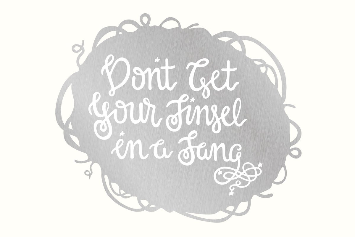 kmoshr's tweet photo. Holiday Hand Lettering Day 10 // It's almost that time. Keep your cool. If you can... #holidayhandletteringchallenge #handlettering #typography #illustration #Goodtype #typegang https://t.co/qwpG1oCKTM