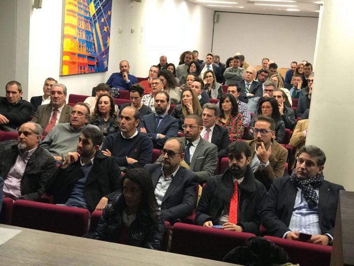 grupotres's tweet photo. @cel_leon cierra el año con la 9ª Intergrupal de #Networking, actividad que movió un millón de euros
#LeonEsp #Empresas
https://t.co/BcNcmrF6kn https://t.co/1FBZBaKq9F