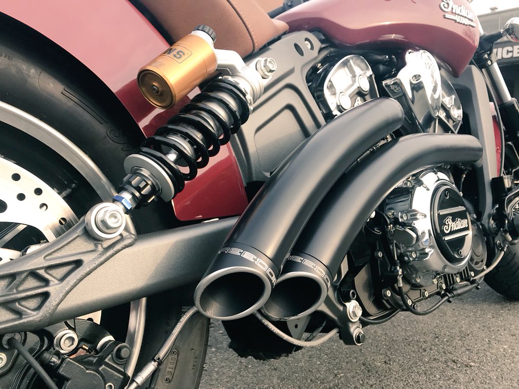 bigbike_iwakuni's tweet photo. スカウト広島仕様のお客様Σ(-᷅_-᷄๑)
えらく、スタイリッシュになりましたね。
自作オリジナルグリップに換装して帰られました。
改めて、広島仕様のオーリンズが良い!と感想いただきました。
ありがとうございます(o^^o)
#ビッグバイク
#indianmotorcycle
#広島仕様
#freedomperformance https://t.co/TTJVmauE2e
