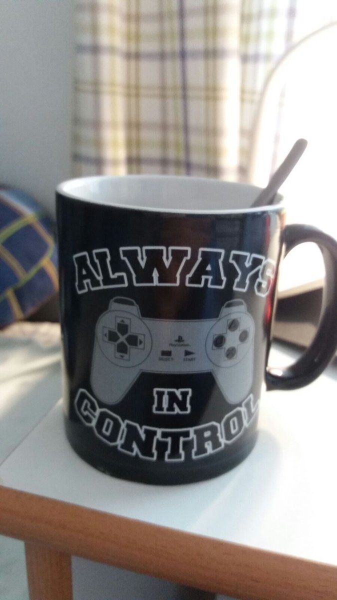 NightShadeeWolf's tweet photo. got this for xmas!!!! https://t.co/YU7sKZHIsJ