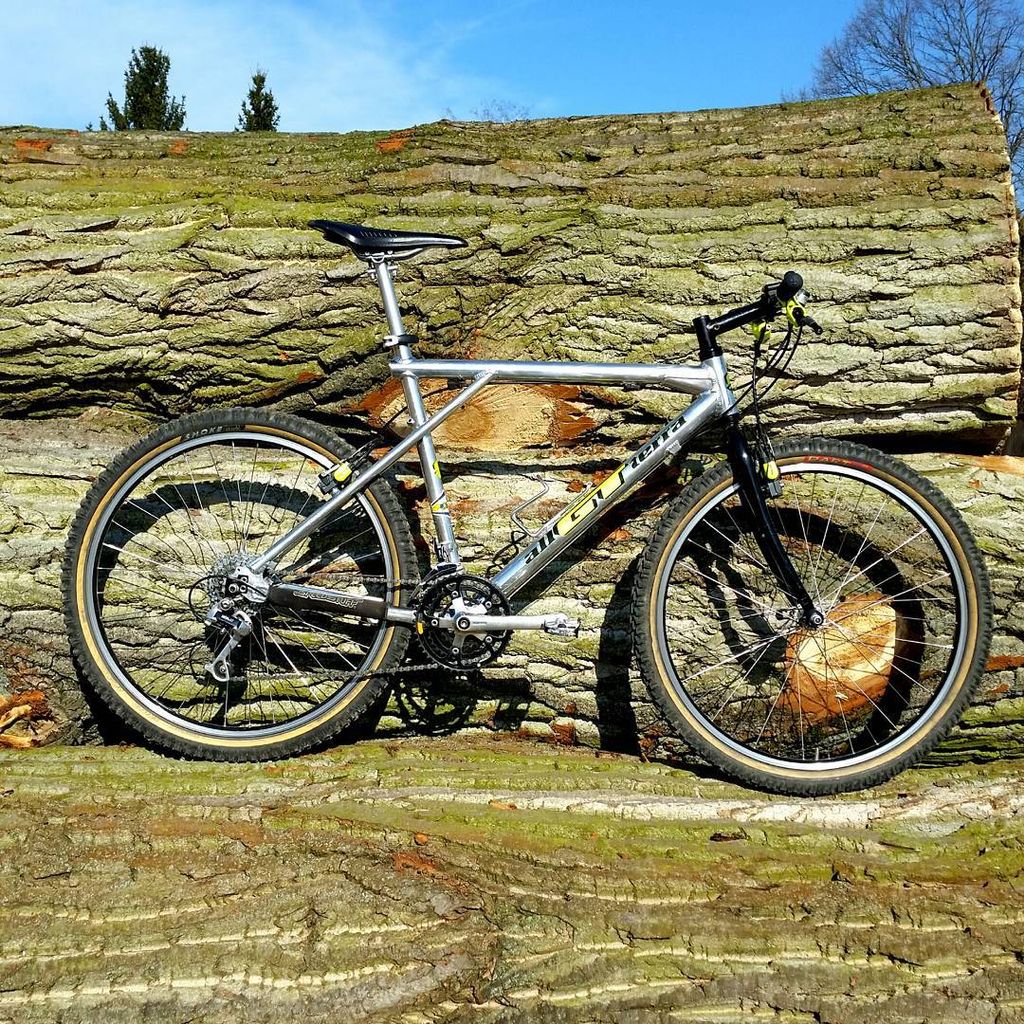 20sixmtb's tweet photo. Love these Zaskars
#gtbikes #zaskar #cultmtb #classicmtb #vintagemtb #retromtb #90smtb #oldschoolmtb #summit26 ( #π· @cultmtb_rider via @latermedia )
#retrobike #racing #MTB #chilternhills #Summit26 #summitmtb #mountainbiking https://t.co/v4axSqosRV