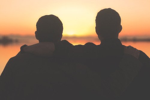 Misha + sunsets/sunrises appreciation tweet ☀️