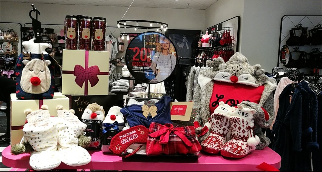 ¿Comprando a última hora?🎅🎅🎅¡¡¡Ven y aprovecha nuestra promoción de hoy!!!!20% de descuento en ropa de noche (+2ud) #12daysofgifts #hunkemollervallsur  <a href="/GilsanzEva/">Eva Gilsanz Toquero</a> <a href="/Eriikota/">Erikota=)</a> <a href="/rosa_criado/">Rosa Criado.</a>