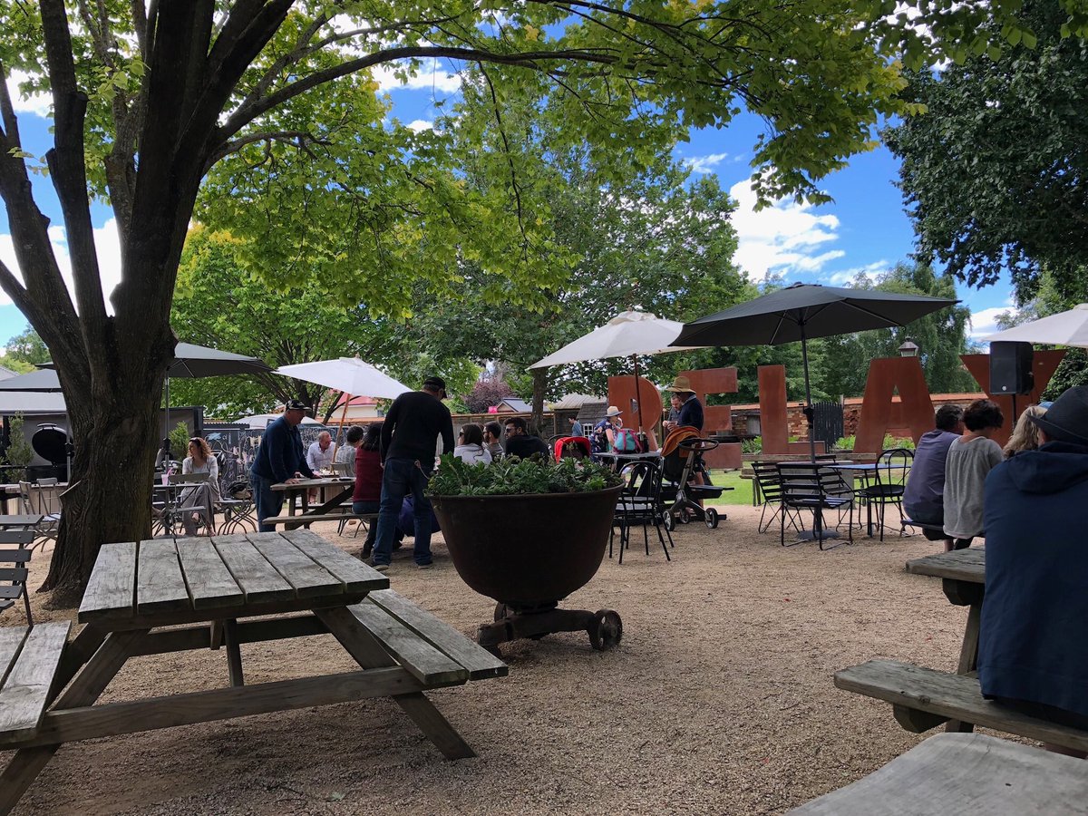 holdthepeas's tweet photo. Very relaxed Christmas Eve afternoon listening to @maxology while having a few wines in the beer garden at the Clarendon Arms #Evandale #Tasmania https://t.co/dbugxrKYXc