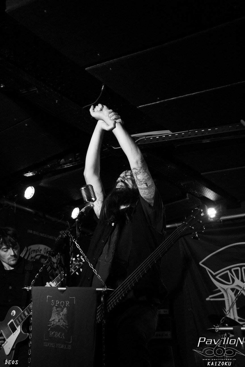Deos (@deosofficial) on Twitter photo merci à Kaïzoku Photography- Anne Chevallier et à <a href="/pavillon666/">Pavillon666 webzine</a> pour les photos de notre live à #Lyon au ROCK N EAT official(by céd & mike)
#deos merci à Kaïzoku Photography- Anne Chevallier et à <a href="/pavillon666/">Pavillon666 webzine</a> pour les photos de notre live à #Lyon au ROCK N EAT official(by céd & mike)
#deos