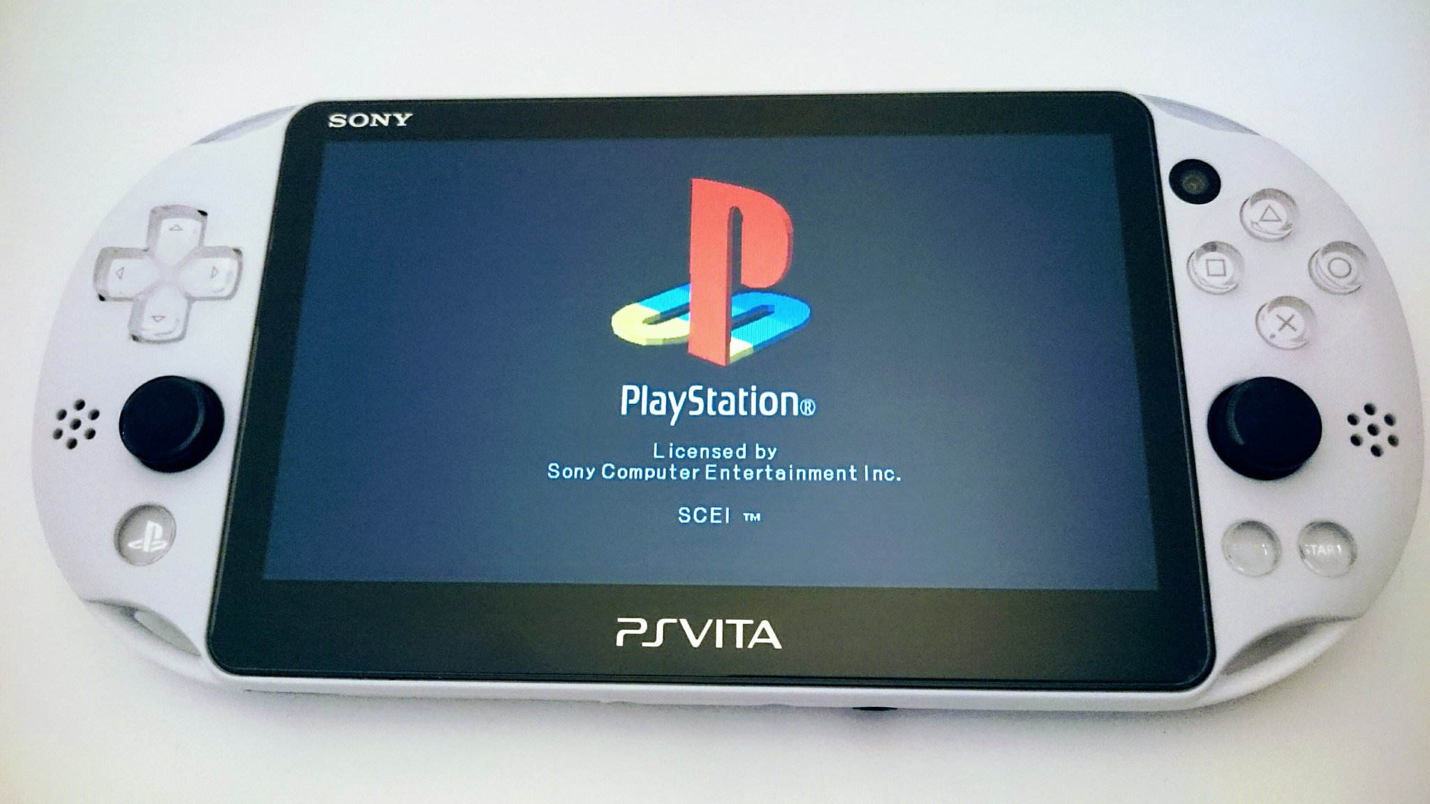 たたみさんはtwitterを使っています 周年 今もvitaのpsアーカイブでプレイ出来ます かわいいし面白いのでプレイしたことない方は是非 あとps4で新作出てほしい チョコボの不思議なダンジョン チョコボ Ff30th Psvita T Co 0kp1cj8y6j Twitter