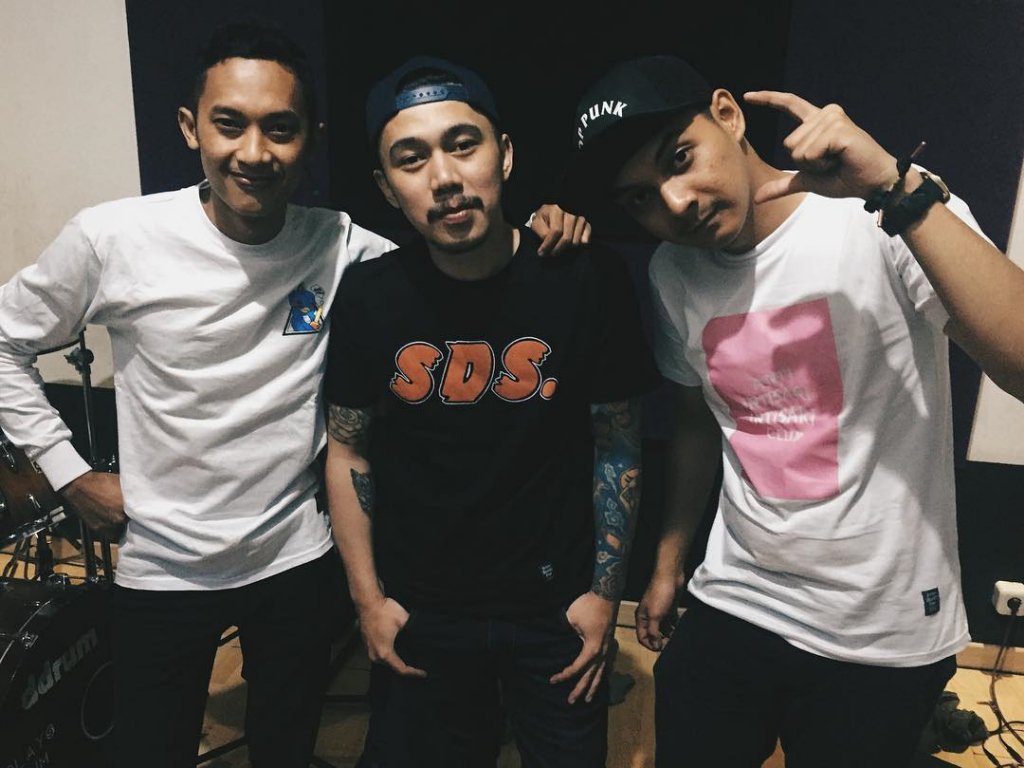 Wearing by @sdsproject7 For further information please followinstagram.com/sdsproject7