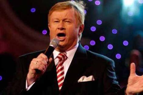 samsquareeyes's tweet photo. Separated at birth? #CarolsByCandlelight https://t.co/K18SPei1wq