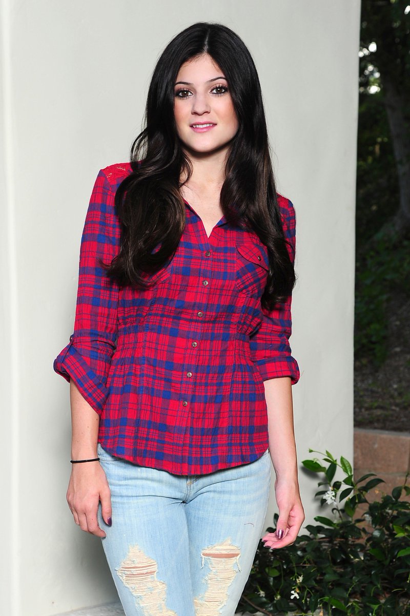 #tb ภาพไคลี่ย์แบบน่ารักสดใสจาก Teen Magazines เมื่อปี 2011 #KylieJenner