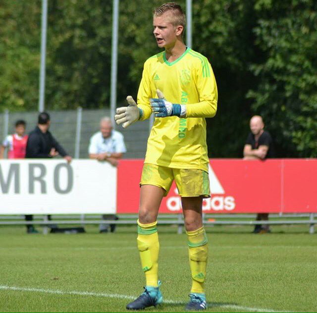 Ajax Youth Academy on Twitter: "👐 Ajax U16 - Clean-Sheets ...