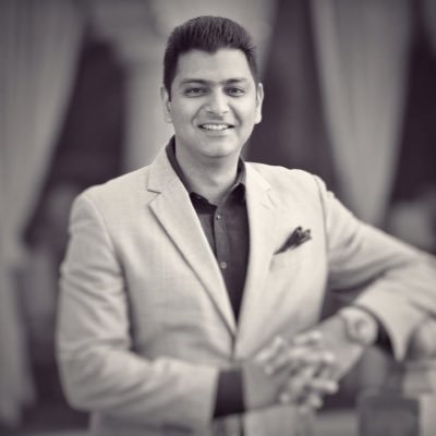 amithpr's tweet image. Super proud of my friend and #PRAXIS6 co-host @fairmontindia General Manager @SrijanVadhera who has won the “General Manager of the Year&quot; Hoteliers Award 2017