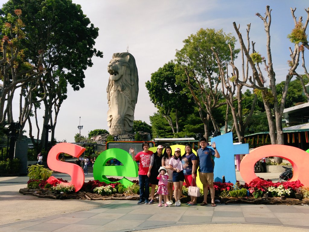 alexjourneys_'s tweet image. Job done! Liburan akhir tahun 4 Hari 3 malam Keluarga Robert dari Bekasi bersama @FunAdventure_. See you another Asia trip next year! #FunAsia