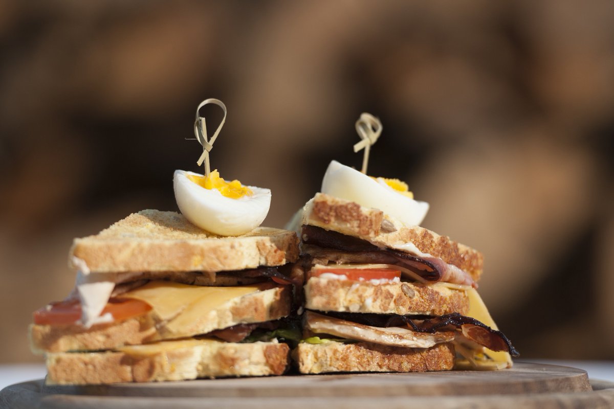 Lekker lunchen in Roosendaal? Bekijk dan onze lunchkaart! bit.ly/2xcgb1W. #hooihuis #roosendaal #lunchen