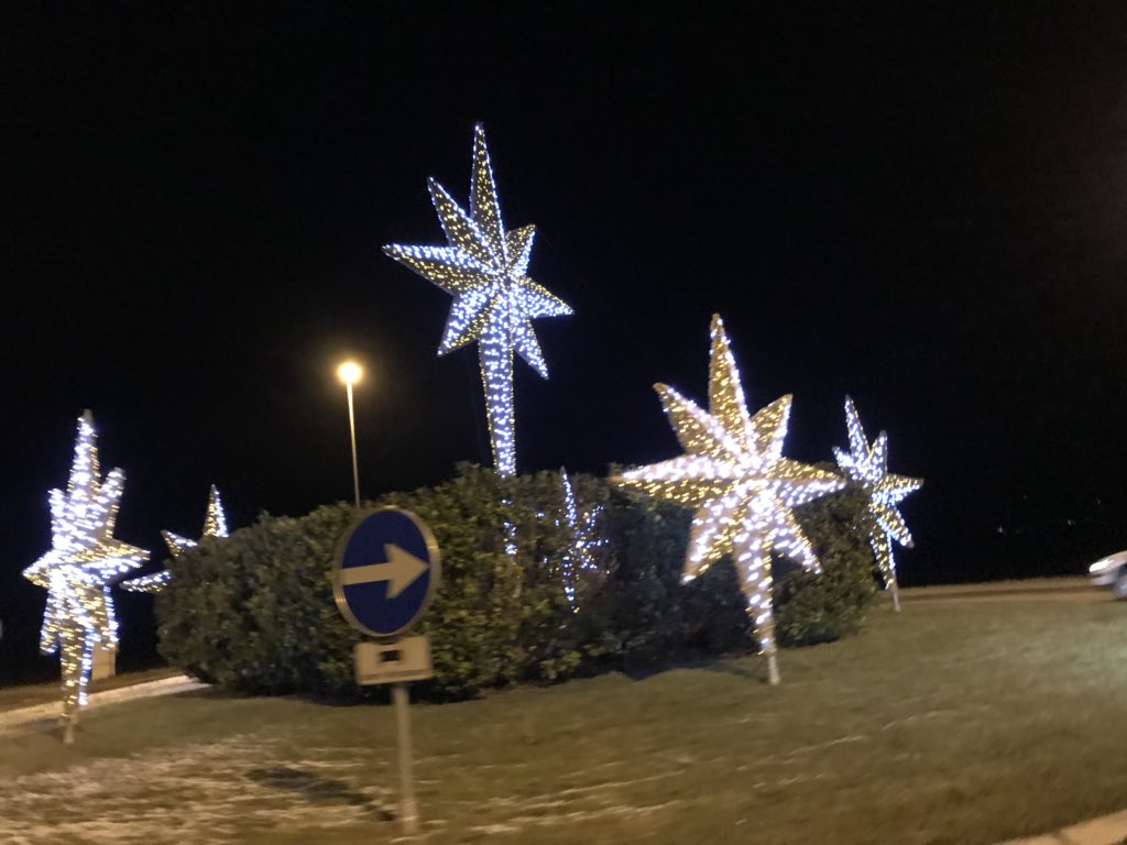 BallesJean's tweet photo. Crystal Roundabout made by Swarovski https://t.co/0rO59dfzW7